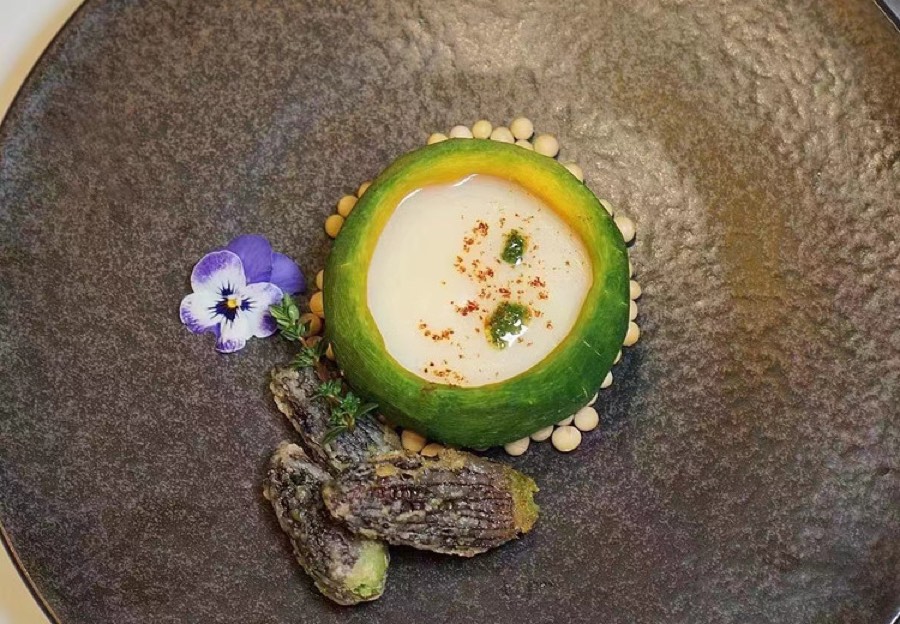 依锦上庭云南时令食材创意前菜